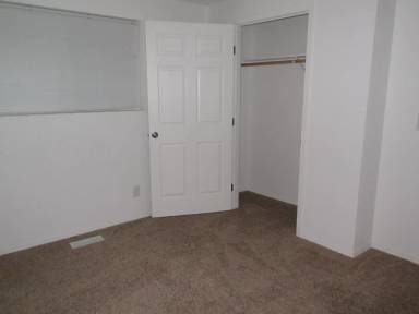 Main picture of 128 NE Baker St