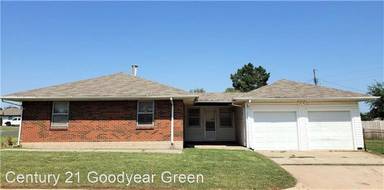 Main picture of 2420 N Key Blvd
