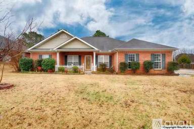 Main picture of 108 April Dawn Dr
