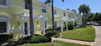 Main picture of 108 Pompano Dr SE