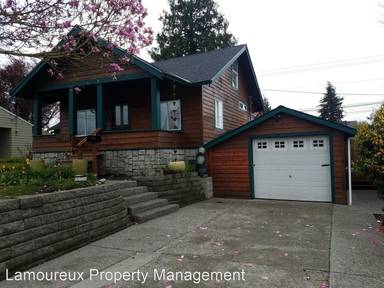 Main picture of 1007 Oakes Ave