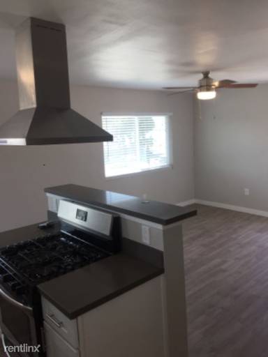 Main picture of 11415 Venice Blvd