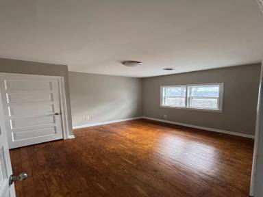 Main picture of 10039 Rockfish Gap Tpke