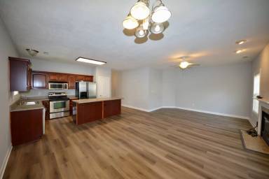 Main picture of 12294 Rambling Rd