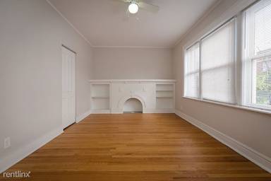Main picture of 1422 W Devon Ave