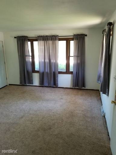 Main picture of 4416 Yale Dr
