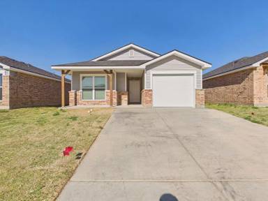 Main picture of 2808 Haystack Way