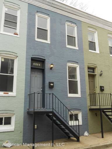 Main picture of 2300 Hunter St