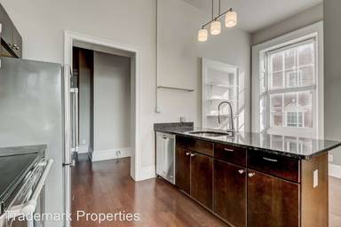 Main picture of 505 Park Ave