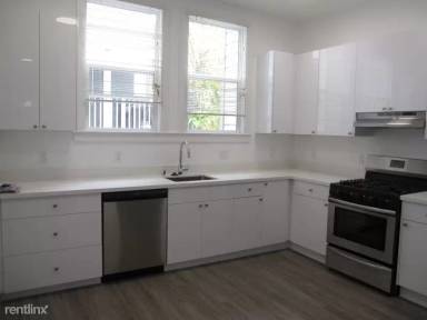 Main picture of 1042 Divisadero St
