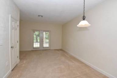 Main picture of 2933 SW 35th Pl