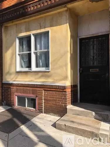 Main picture of 1339 E Passyunk Ave