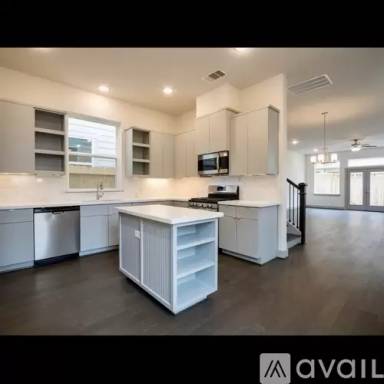 Main picture of 4314 Marina St