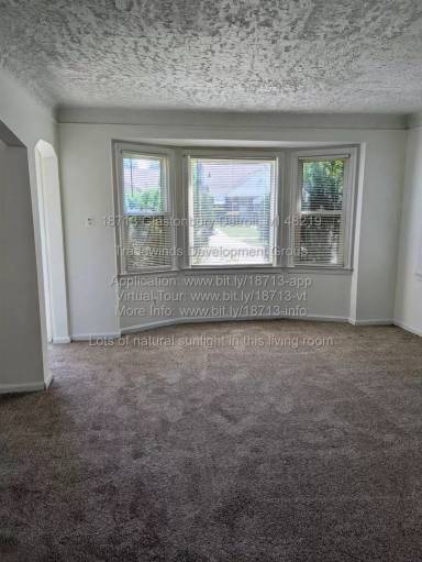 Main picture of 18713 Glastonbury Rd