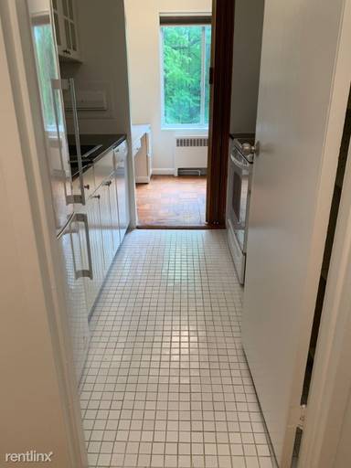 Main picture of 3033 New Mexico Ave NW