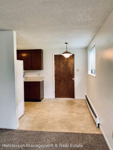 Main picture of 2918 State Farm Rd