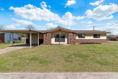 Main picture of 5139 Galahad Dr