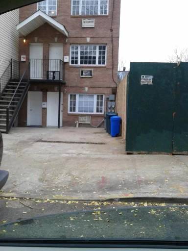 Main picture of 181 Schaefer St