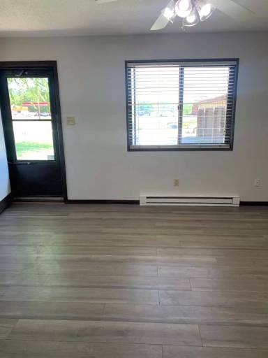 Main picture of 800 Main St