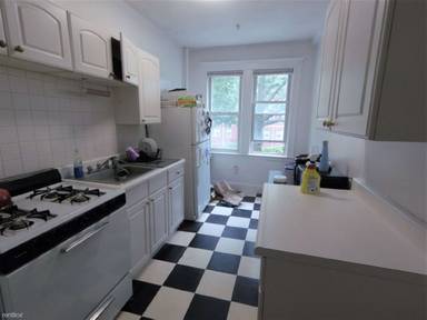 Main picture of 15 Melvin Ave