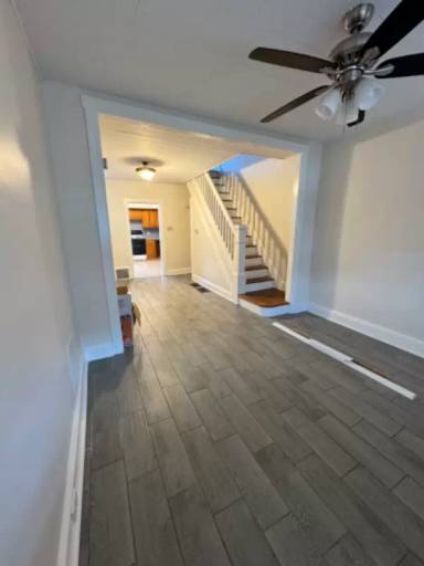 Main picture of 609 S 18 1/2 St