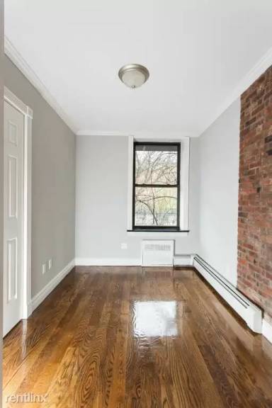 Main picture of 186 Avenue B