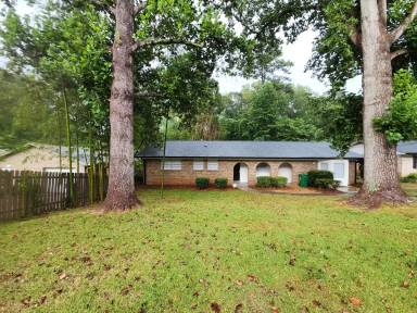 Main picture of 2830 Knollview Dr