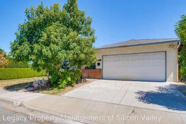 Main picture of 511 Walnut Dr