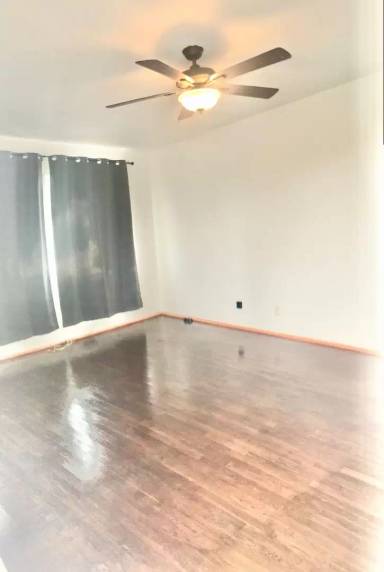 Main picture of 1401 E 78th St