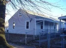 Main picture of 206 2nd Ave