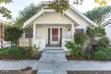 Main picture of 156 Crescent Ave