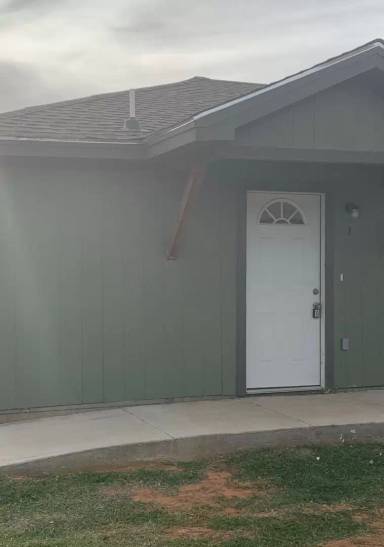 Main picture of 2807 E 2nd St