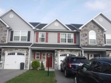 Main picture of 413 Tritle Ave