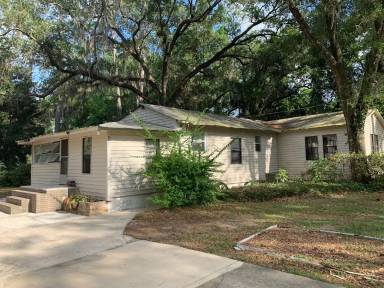 Main picture of 4025 SW 20th Dr
