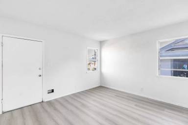 Main picture of 731 Spence St
