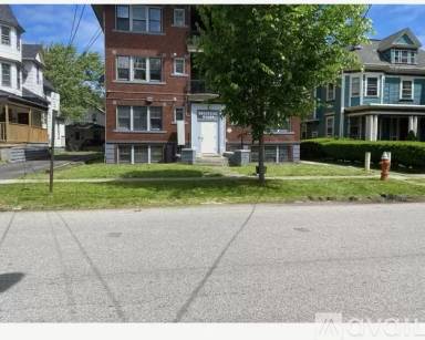 Main picture of 3308 Archwood Ave