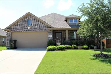 Main picture of 4702 Liberty Hill Trl