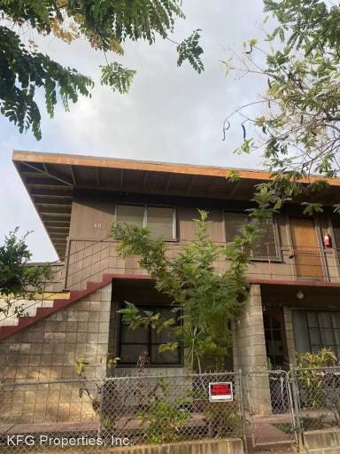 Main picture of 602 Captain Cook Ave