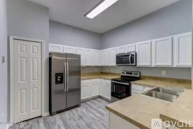 Main picture of 6105 Maggies Cir