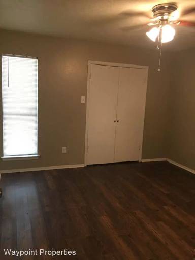 Main picture of 306 Manuel Dr