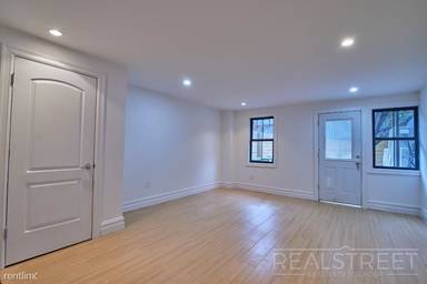 Main picture of 849A Greene Ave