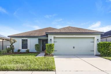 Main picture of 920 Wynnmere Walk Ave