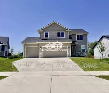 Main picture of 122 NW Pike Cir