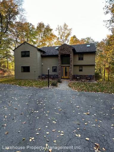 Main picture of 1857 Friedensburg Rd
