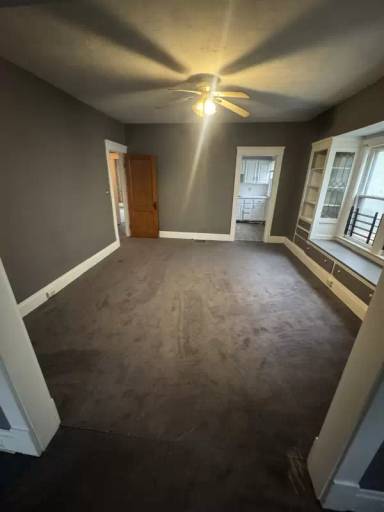 Main picture of 1872 Lampson Rd