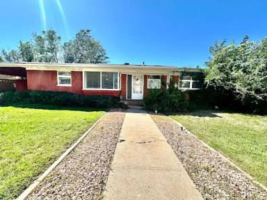 Main picture of 294 S Dewey Ave