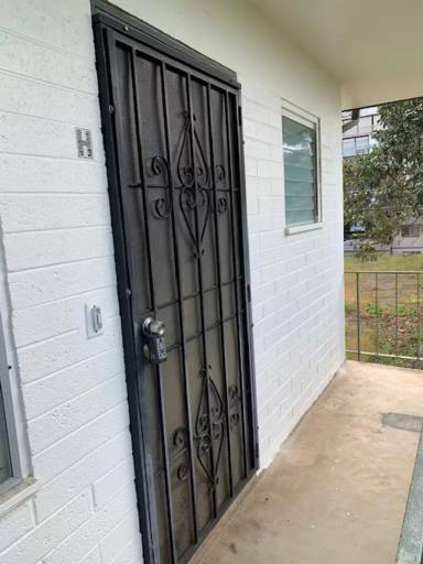 Main picture of 1663 Kewalo St