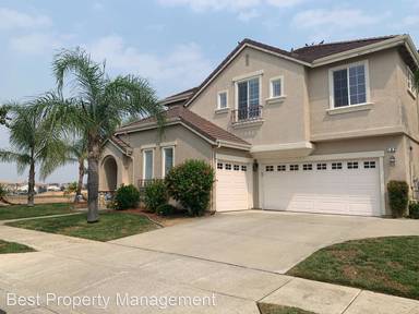 Main picture of 192 E Country Club Dr