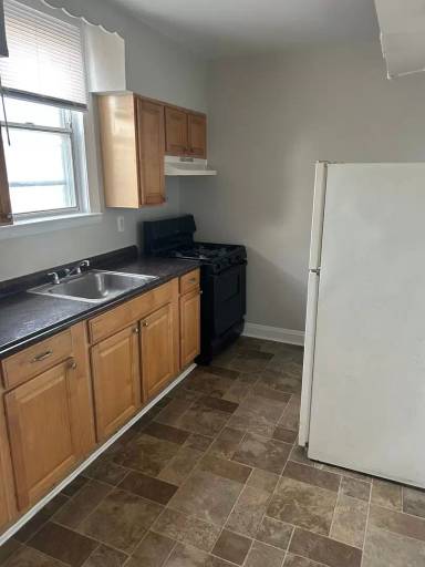 Main picture of 3800 W Forest Park Ave