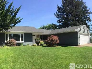 Main picture of 5530 SW Nicol Rd